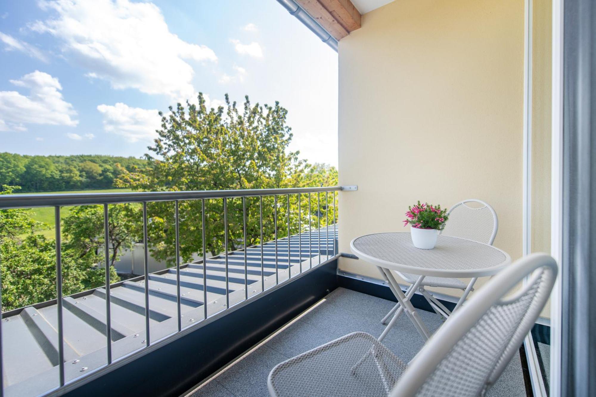 Waldesblick, Hotel-Restaurant Lahr  Exterior photo